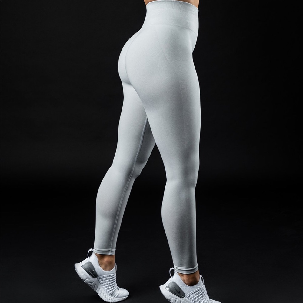 Alphalete Amplify Leggings